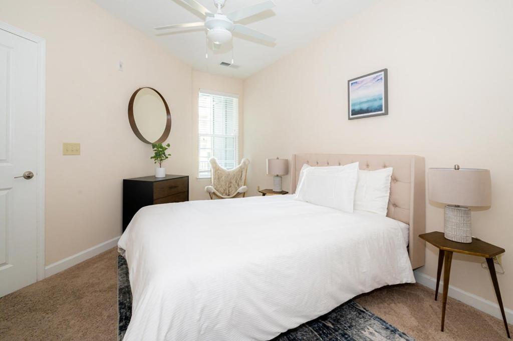 Beautiful 1Br W Balcony Gym Patio Areas Apartamento Charlotte Exterior foto